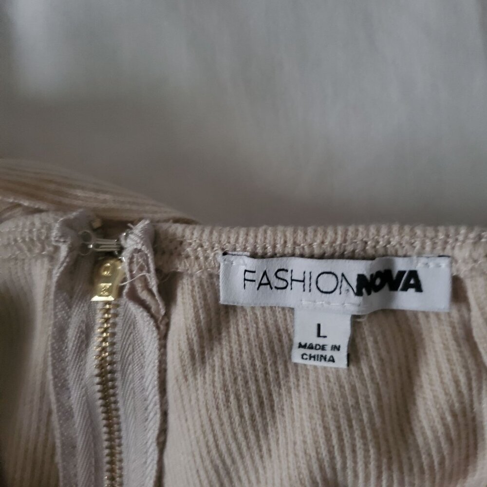 Fashion Nova Beige Bandeau Top‎ Corset-Style Back Flare Leg Jumpsuit Size Large - Picture 10 of 12